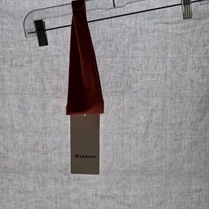 lululemon rust mauve stretch headband